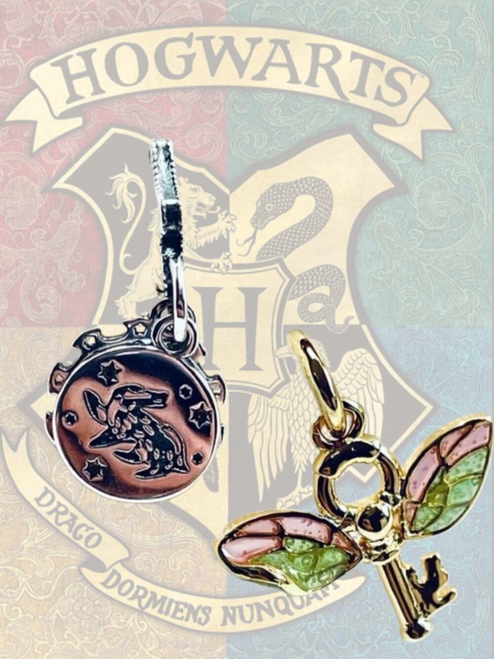 ✨ NWOT Hufflepuff Charm & Winged Key Charm – Harry Potter ✨